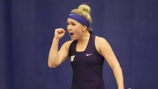 Alexis Prokopuik fist pump
