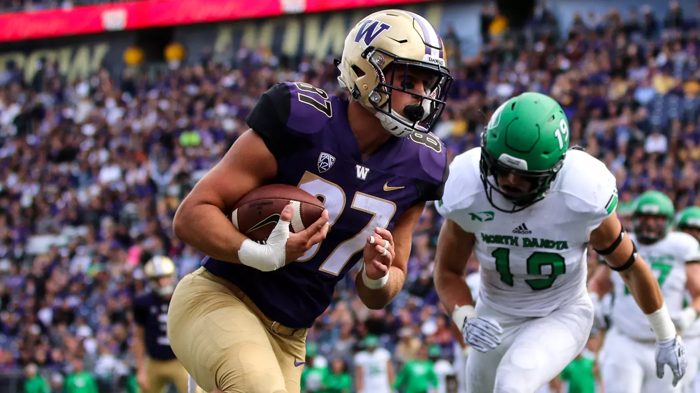 Football Cade Otton North Dakota