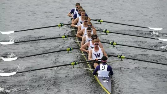 UW men's eight at 2019 Head of the Charles