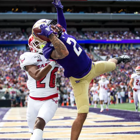 The University of Washington Huskies take on Eastern Washington University at Alaska Airlines Arena on Saturday, August 31, 2019.