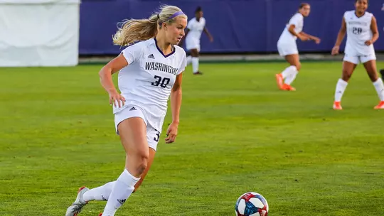 The University of Washington women's soccer team defeat Arizona 3-2 in double overtime on October 13, 2019. (Photography by Scott Eklund/Red Box Pictures)