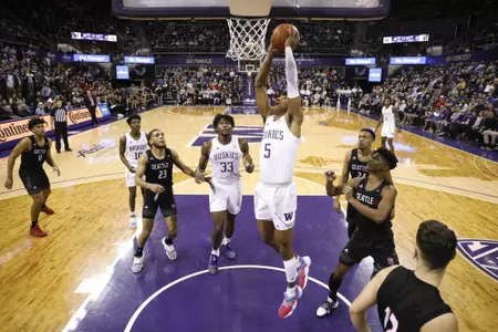NCAA Basketball: Seattle at Washington