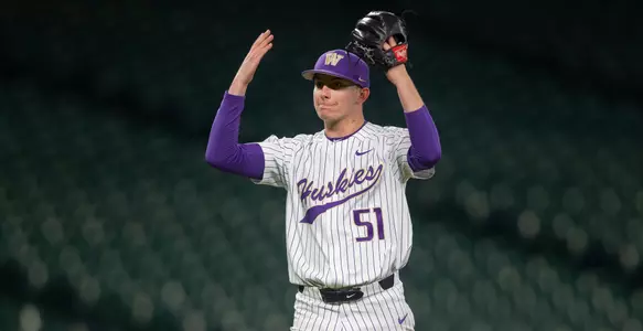 David Rhodes improved to 3-1 on the season.