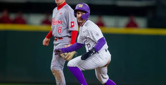 Kaiser Weiss scored a hustle run in the first at Arizona.