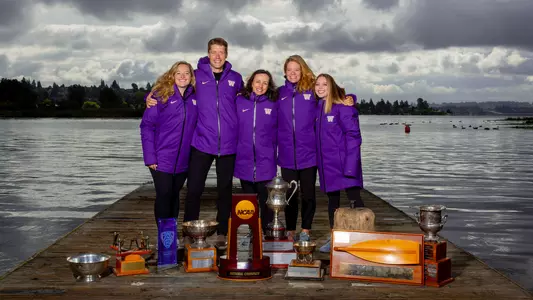 The 2019 National Champions University of Washington women's rowing team