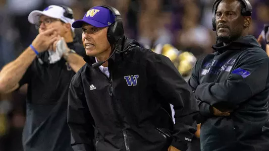 Football Chris Petersen California