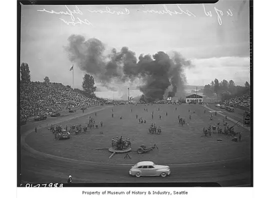 Husky Stadium Centennial, 1943 civil defense drills