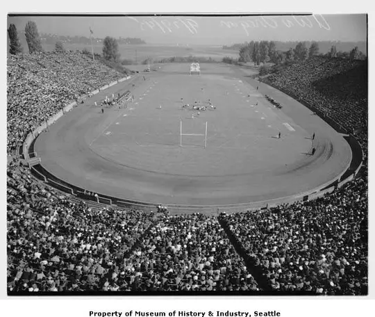 Husky Stadium Centennial, 1945 Washington vs. Oregon