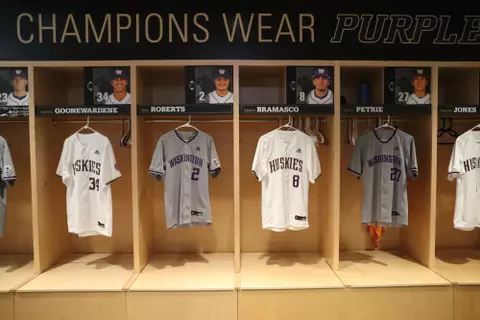 Locker Room - Gittinger Team Building - Husky Ballpark