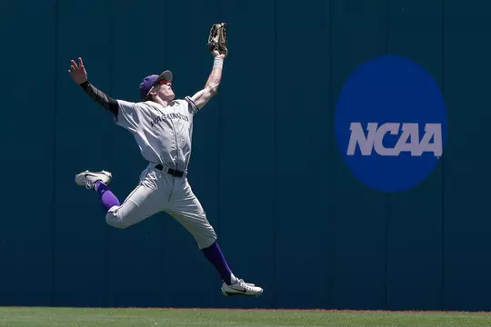 Washington Huskies vs. UConn Huskies in the Conway Regional of the NCAA Tournament at Springs Brooks Stadium at Coastal Carolina University in Conway, S.C. on Friday, June 1, 2018.
Zach Bland/Washington Athletics