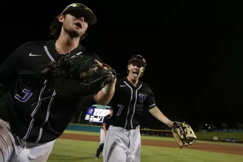 Washington Huskies vs. UConn Huskies in the final of the Conway Regional in the NCAA Tournament at Springs Brooks Stadium at Coastal Carolina University in Conway, S.C. on Sunday, June 3, 2018.
Zach Bland Photo