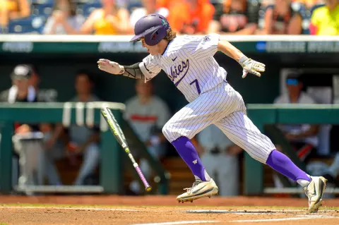 06/18/2018 2018 NCAA College World Series. Washington v Oregon State. Photo by Joshua R. Gateley