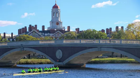 UW men at 2018 Head of the Charles