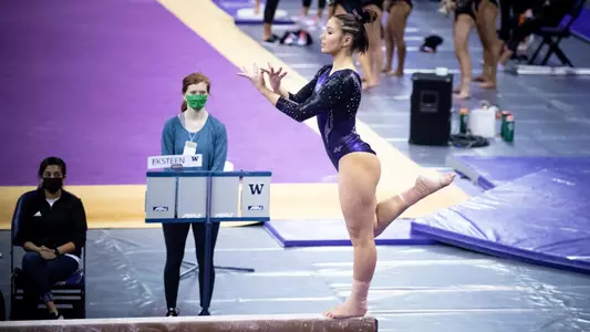 Cathy Eksteen on beam