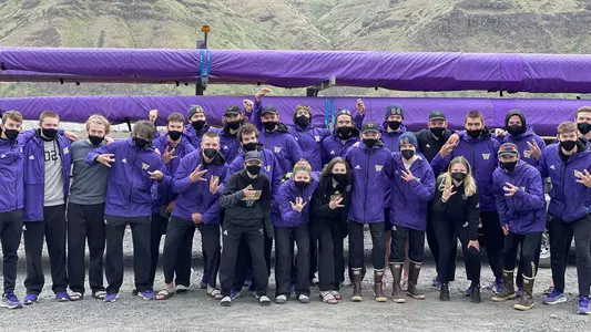 UW men's rowing team at Washington State, April 24, 2021