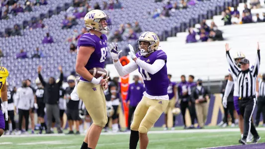 Cade Otton scores a TD in the 2021 Spring Game