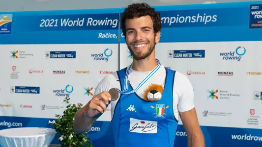 Giulio Acernese at 2021 World Under-23s, with bronze medal