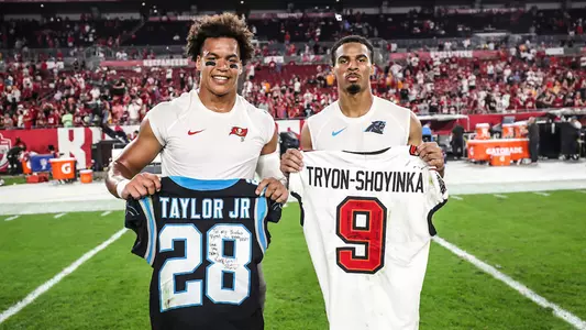 Joe Tryon-Shoyinka and Keith Taylor Jr Jersey Swap