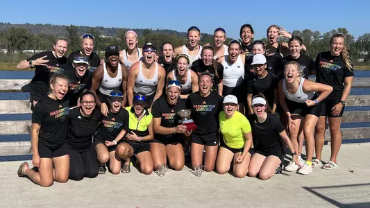 UW women's rowing team at 2022 Burnaby Lake Small Boat Regatta