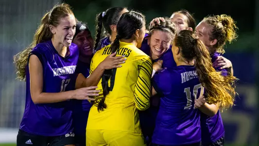 The University of Washington womenâ??s soccer team plays Utah on September 29, 2022. (Photography by Scott Eklund/Red Box Pictures)