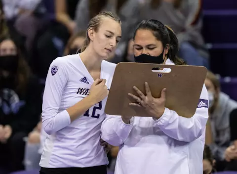 University of Washington volleyball team hosts USC at Alaska Airlines Arena on Sunday, October 3, 2021, in Seattle. (Stephen Brashear/Red Box Pictures)