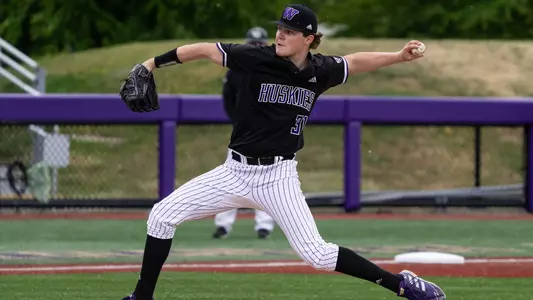 Adam Bloebaum UW baseball 2021