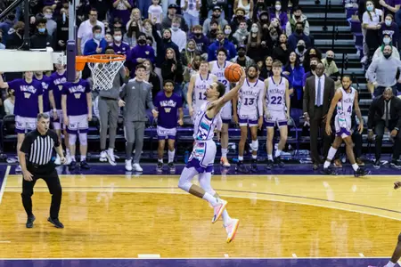 Matthews slams home the clincher