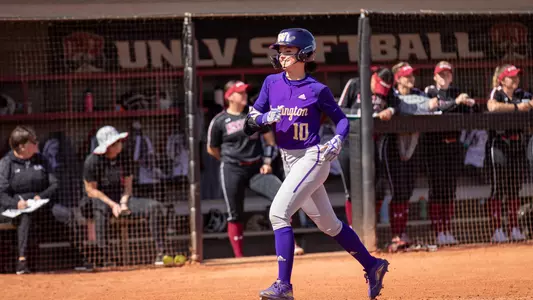 Sami Reynolds home run trot