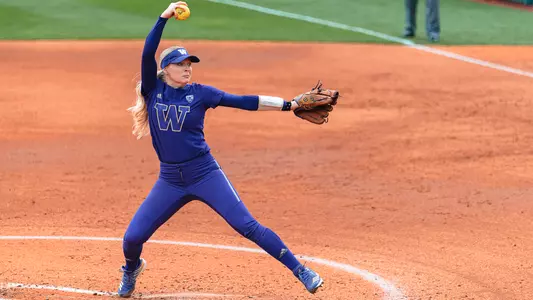 Kelley Lynch pitching vs. No. 3 UCLA