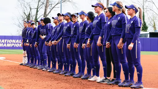 2022 Softball Team Photos vs. UCLA