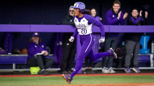 Kinsey Fiedler home run celebration vs. No. 19 Oregon State