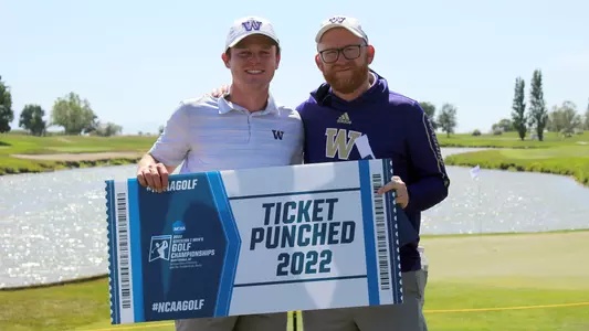 RJ Manke with Coach Alan Murray at NCAA Regionals 2022