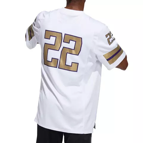 FB_22_Husky_Royalty_Replica