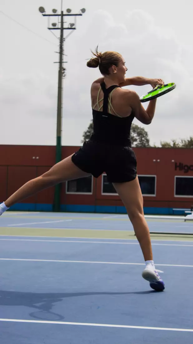 The University of Washington women's tennis team during their 2023 foreign tour in Japan.