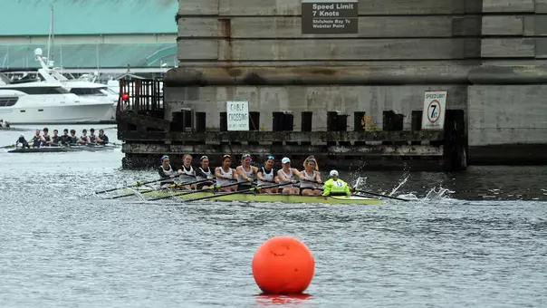 UW women's varsity eight at 2023 head of the lake seattle