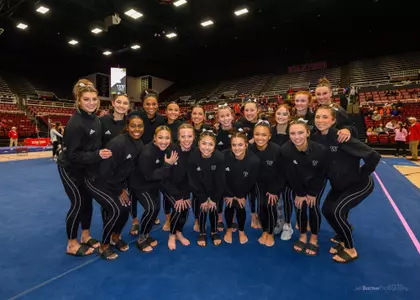 UW GYM team photo at Stanford