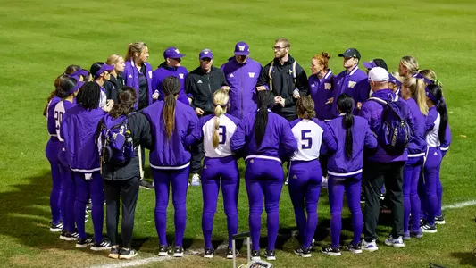 SB Team Huddle vs. Oklahoma
