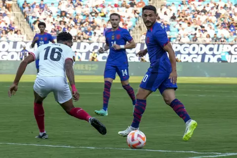 Soccer: CONCACAF Gold Cup-Trinidad-Tobago at USA