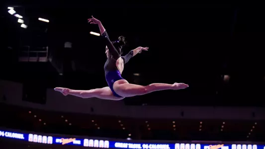 Chelsea Hallinan Super 16