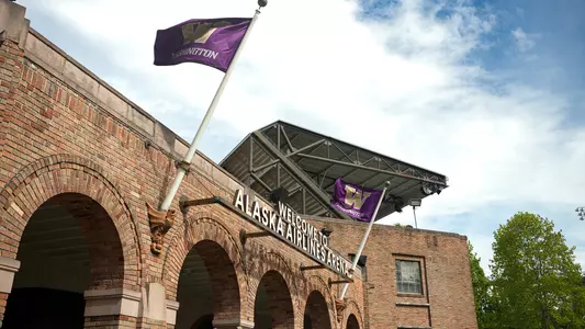 Alaska Airlines Arena Exterior