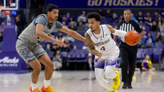 University of Washington men’s basketball team plays UC-Davis on November 5, 2024. (Photography by Scott Eklund/Red Box Pictures)