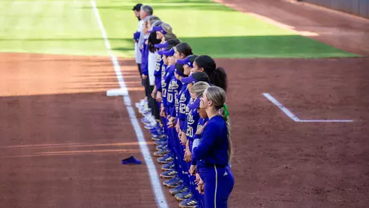 Softball Team Pregame