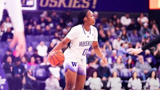 WBB Sayvia Sellers All-Freshman Team