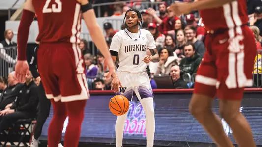 Koren Johnson dribbles at WSU