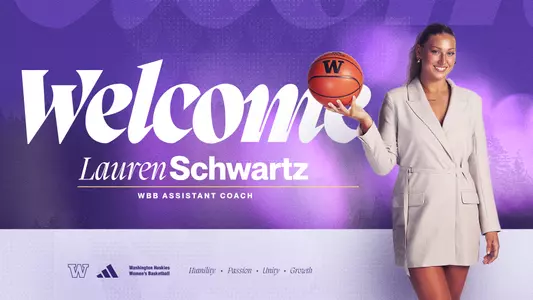 Assistant Coach Lauren Schwartz