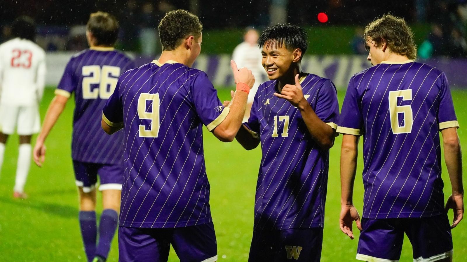 Five Goal Outpouring Earns Washington Sixth Straight Victory