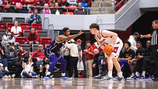 Wesley Yates III defends Washington State player