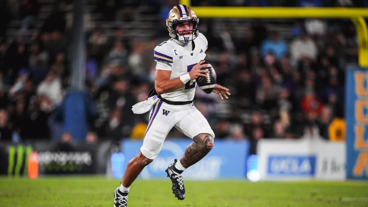 Demond Williams Jr. looks downfield at UCLA