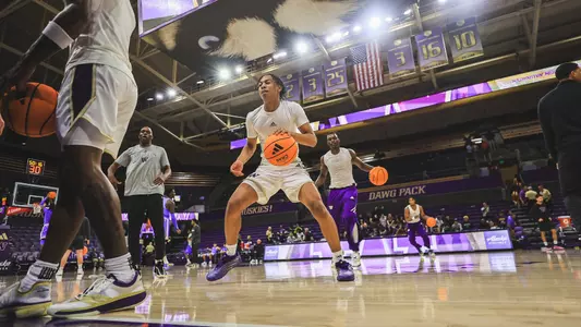 BJ Roy during pregame warmups