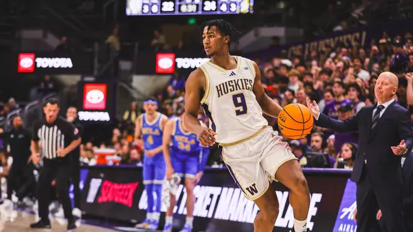 Wesley Yates sets up for a drive vs. UCLA